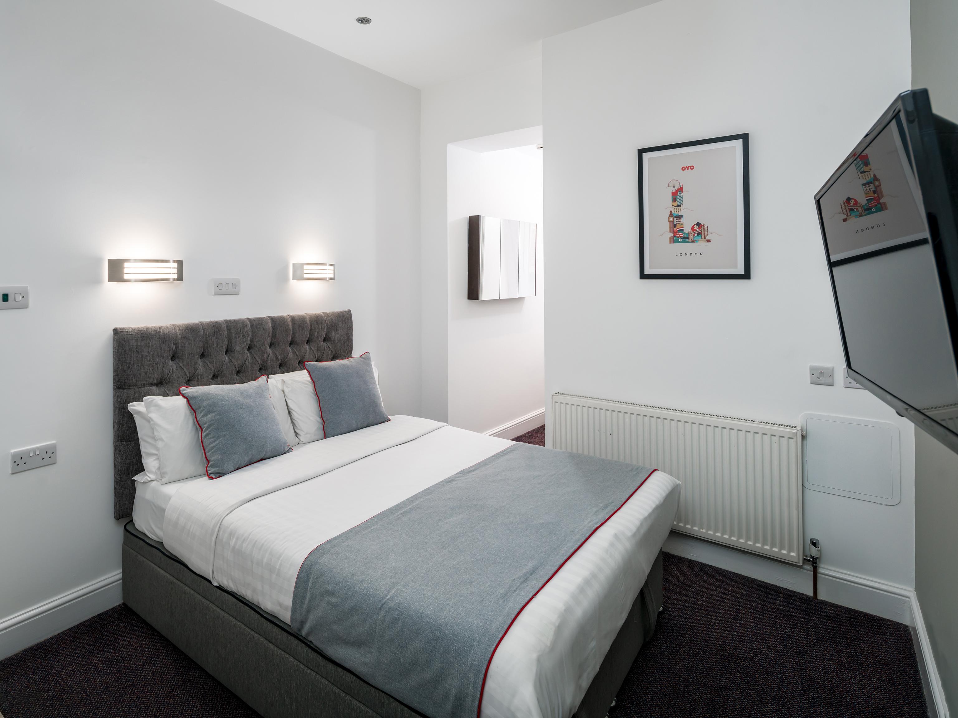 Отель Apollo Kings Cross 3*